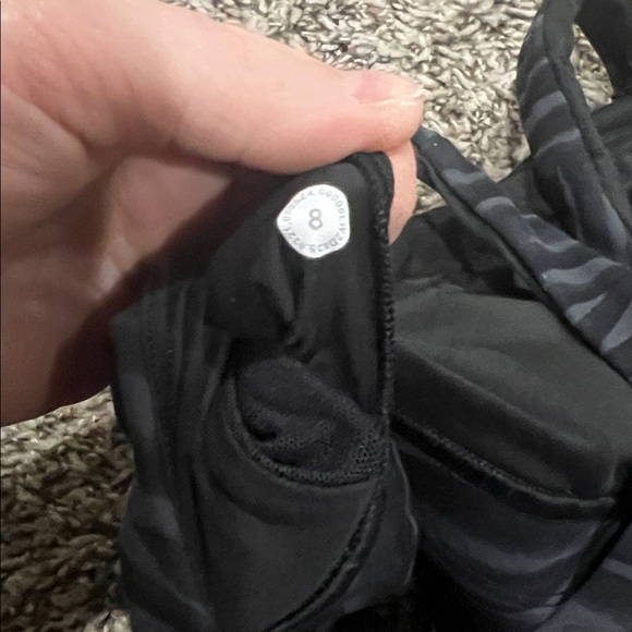 76. Preloved Lululemon Sz 8 athletic sports bra animal print - Picture 2 of 3